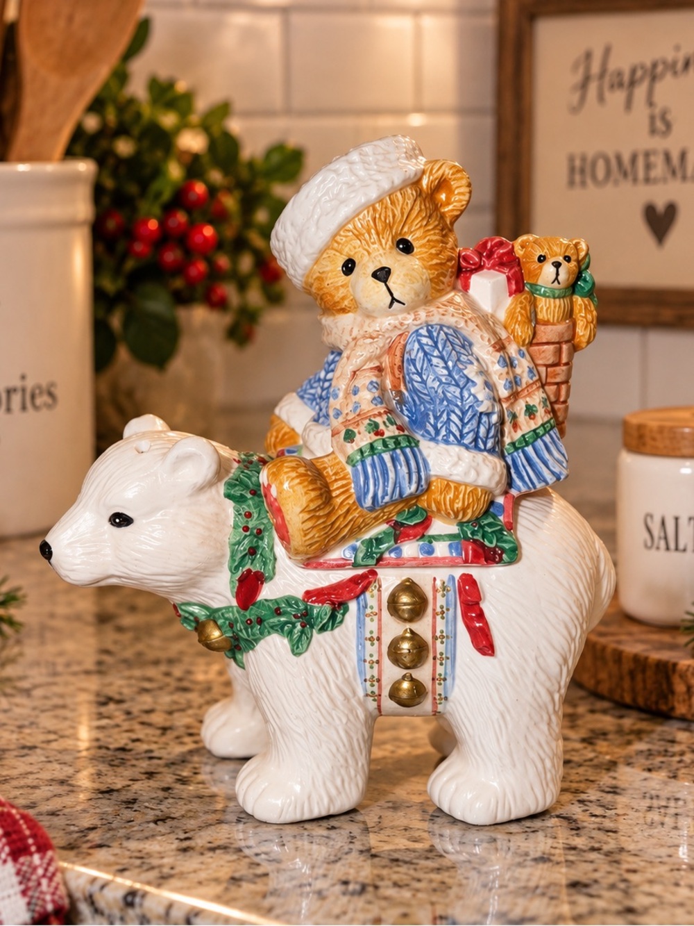 Vintage 1996 Enesco P Hillman Polar Bear Teddy Salt Pepper Shakers #178349